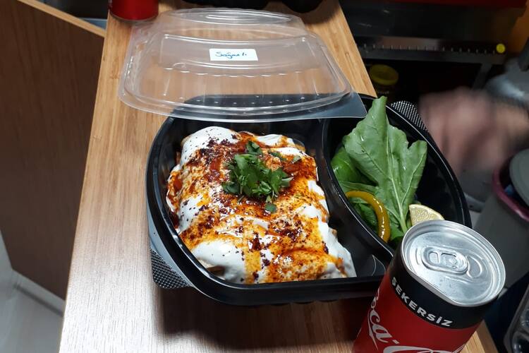 Ozpozcu Tantuni Kucukkoy Istanbul